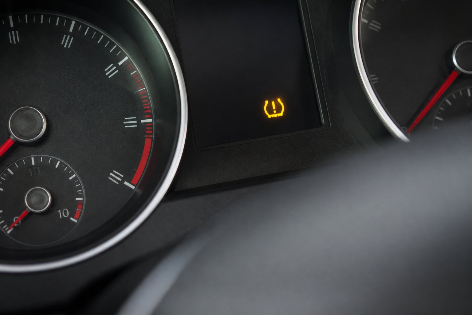 Entretien système surveillance pneu : fonctionnement du TPMS